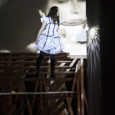 ICH FÜHL MICH HEUTE SO SCHWARZ-WEIß, Performance Leonie Felle, Kunstbau / Lenbachhaus, 2019, Foto © Margit Memminger