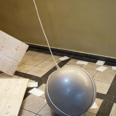 Ausstellungsansicht PREKÄROTOPIA, A.K.T; Pforzheim, 2020, Foto©Leonie-Felle