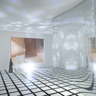 Innenansicht des Dioramas, Ausstellungsansicht, A.K.T; Pforzheim 2020, Foto © Leonie Felle