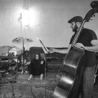 Bass: Jakob Egenrieder, Fafisa, Making of Prekärotopia SOUND,  2019 © Engl, Felle, Kaßner